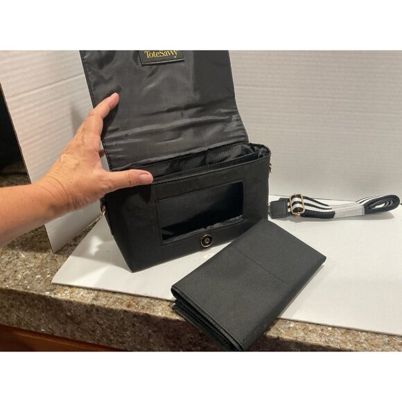 Tote Savvy Small Black Diaper Bag With Changing Pad & Crossbody Strap New - Picture 4 of 5